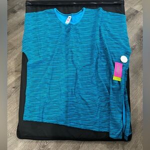 Zumba fitness shirt size medium new with tags